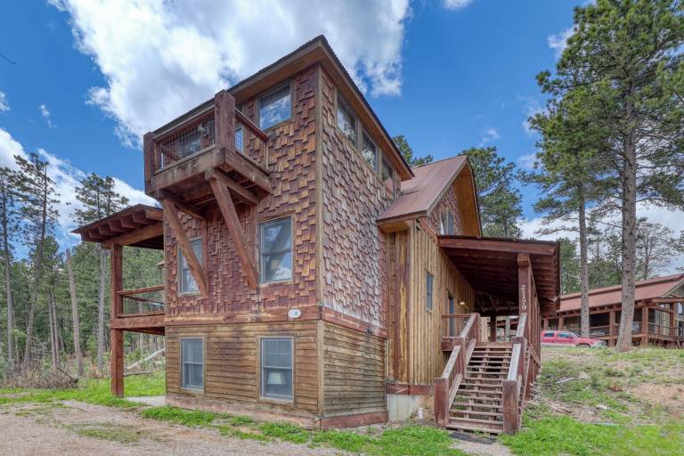 Cabin Lead