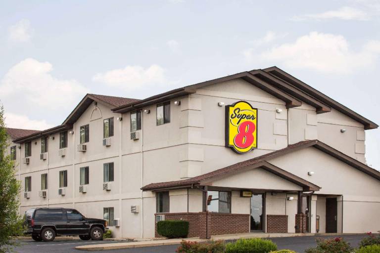 Super 8 By Wyndham Lexington Va in Lexington, VA