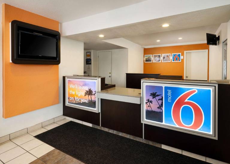 Motel 6 Pismo Beach, CA — photo 2