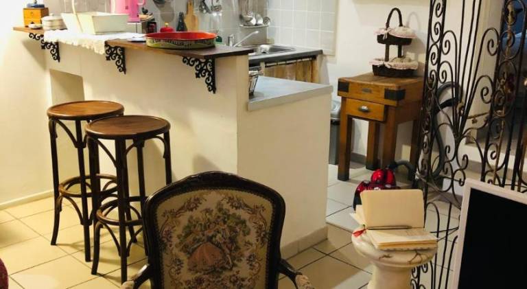 Nice holiday apartment | Next to Popes' Palace | Pets are welcome in Avignon