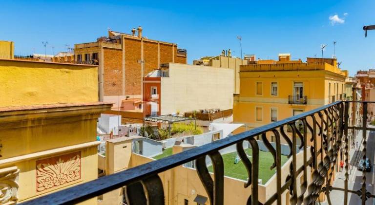 Holiday apartment | Near Casa Milà — photo 3