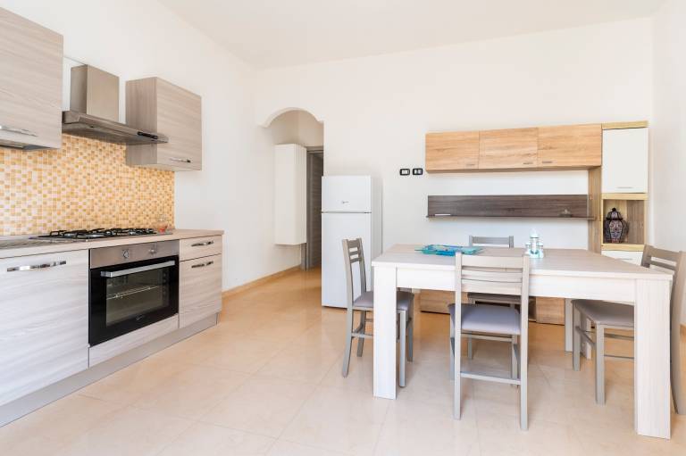 Holiday Home 'Db - Alloro' with Private Garden, Wi-Fi and Air Conditioning — photo 3