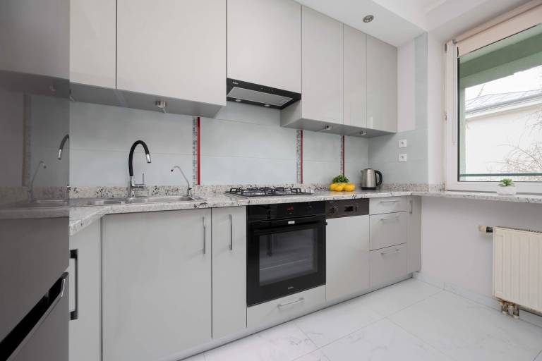 Apartment with fast internet | Next to Próżna Street — photo 5