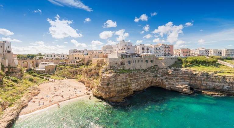 Holiday apartment with 2 rooms for 5 persons in Polignano a Mare
