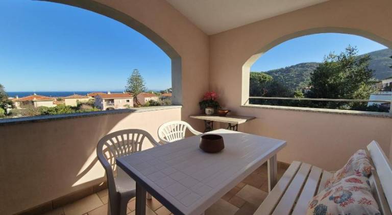 Rental apartment with 2 rooms for 5 persons in Marciana
