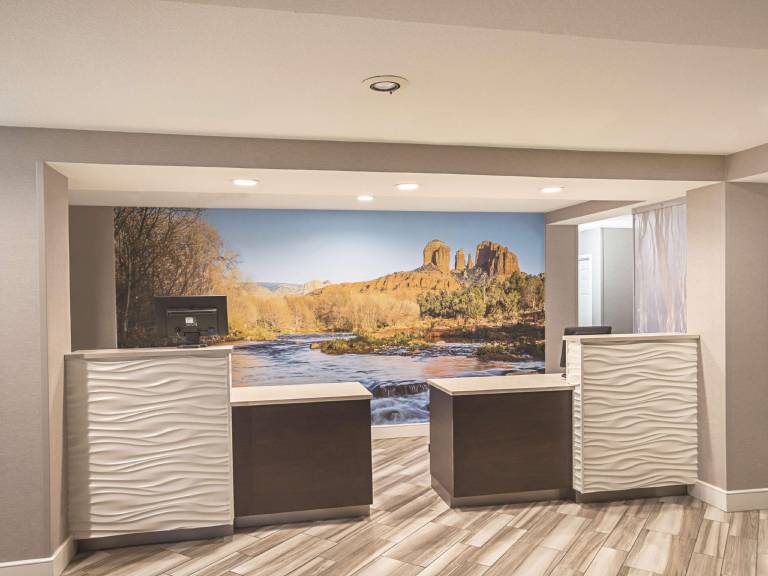 La Quinta Inn & Suites by Wyndham Flagstaff — photo 5