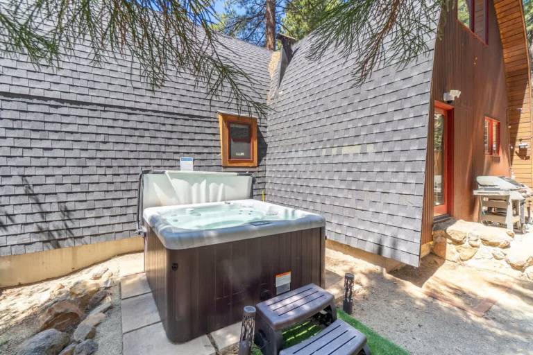The Canoe Cabin in Incline Village — photo 3