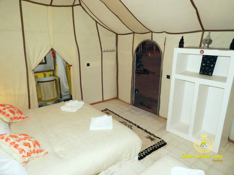 Sleep In Luxury Tent In Desert ! — photo 3