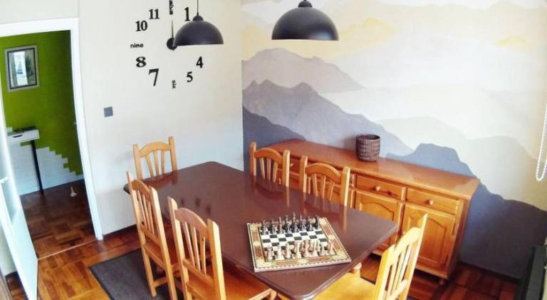 Spacious rental apartment with patio | Suitable for remote work | Pets allowed — photo 2