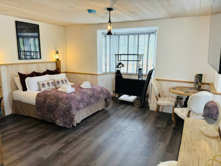 Family-friendly lovely cottage with jacuzzi & garden | Dogs allowed — photo 4