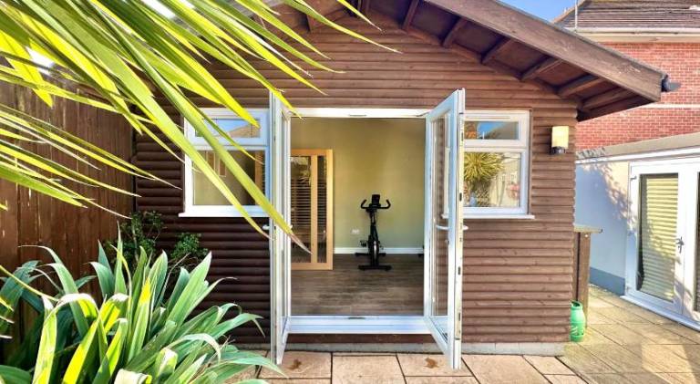 House with sauna & hot tub | Good for workation — photo 4