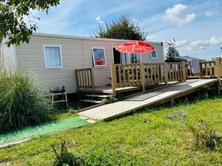 Mobile home with terrace & heated pool | Pets are welcome — photo 5