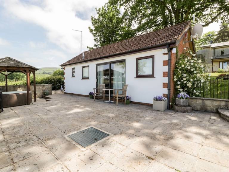 Cottage Crowcombe