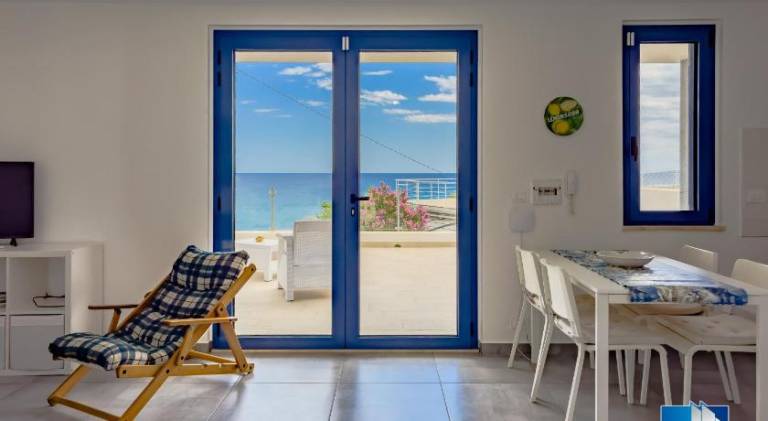 House with 3 rooms for 5 persons — photo 2