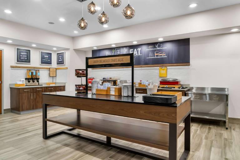 Hampton Inn Detroit/Auburn Hills-North (Great Lakes Crossing Area) — photo 4
