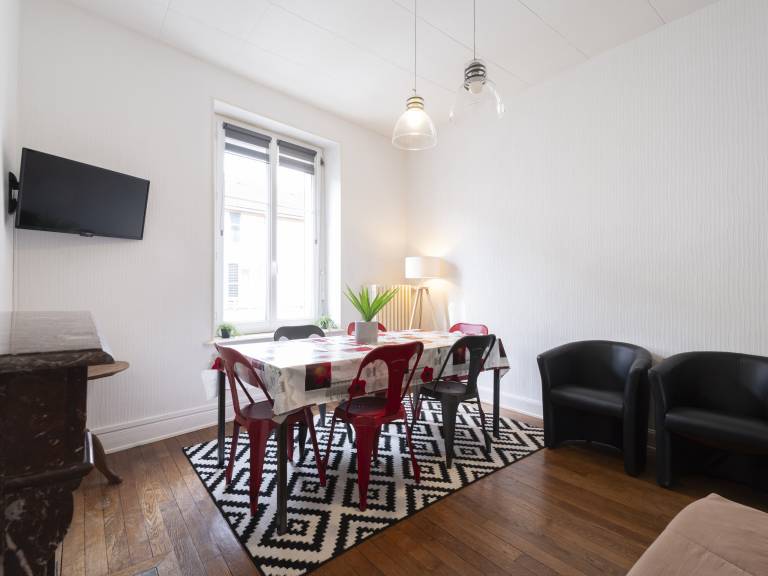 Apartment with 2 rooms for 6 persons — photo 4