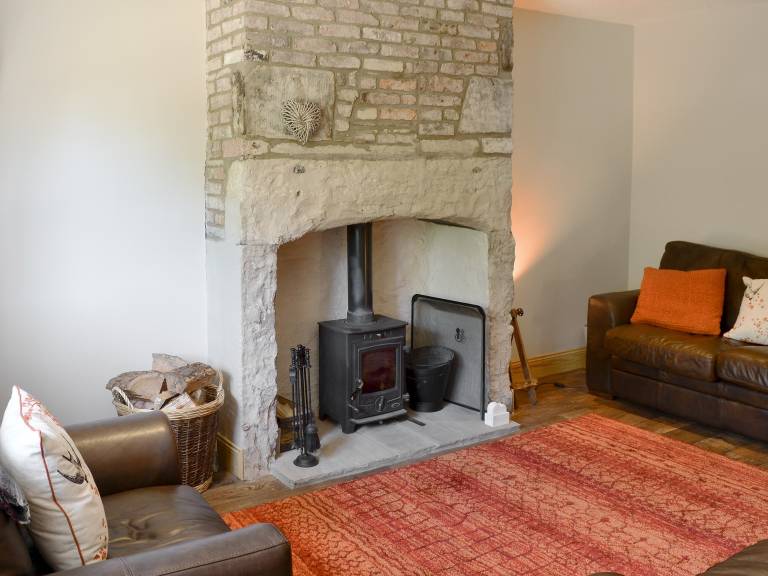 Family-oriented pleasant cottage with yard & terrace | Pets are welcome — photo 3