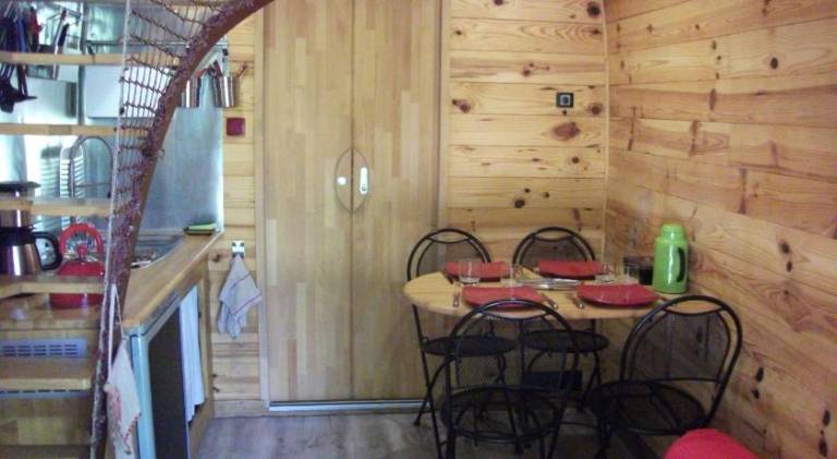 Nice lodge with BBQ, yard & patio | Pet-friendly — photo 5