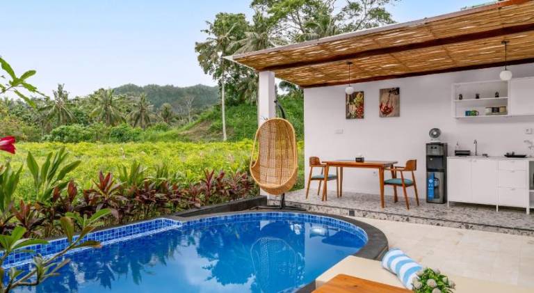 Lovely villa with private pool, BBQ & terrace | Perfect for remote work | Pets are welcome in Karangasem