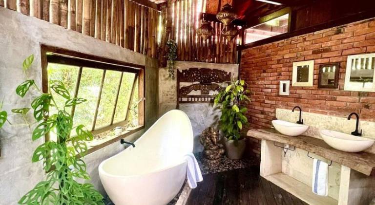 Villa with pool | Pets allowed — photo 2