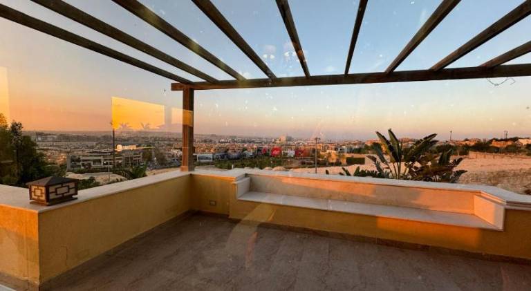 Villa with 5 rooms for 10 persons — photo 4