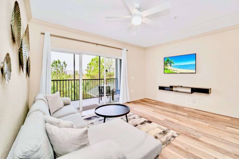 Family Fun Condo Pool Hot Tub Sauna near Disney in Osceola, FL