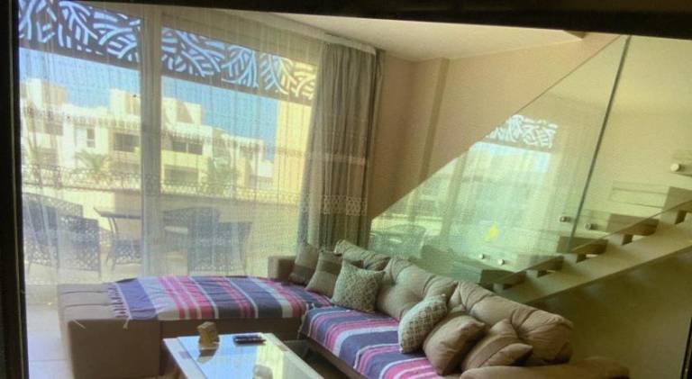 Rental apartment with pool — photo 2