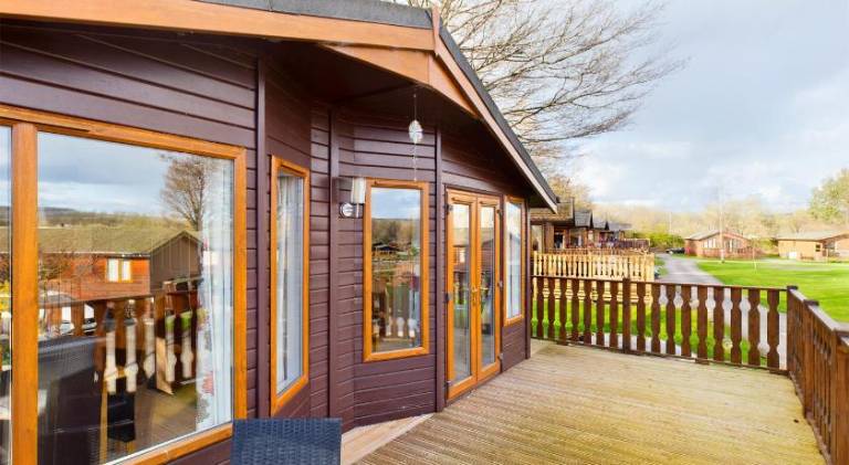 House with pool in Carnforth