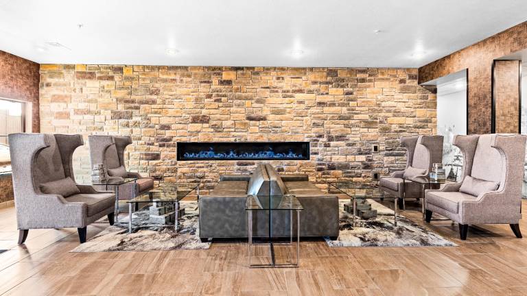 Cobblestone Hotel & Suites - Superior/Duluth — photo 4
