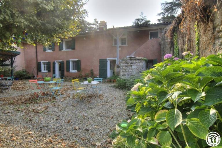 Gite with garden & terrace — photo 3