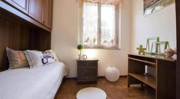 Rental apartment with 2 rooms for 4 persons — photo 2