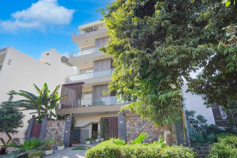 Hotel O Sector 108 Noida