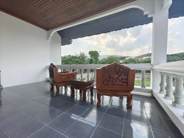 Villa with hot tub, yard & barbeque | Near Wat Suan Dok | Good for workation | Dogs allowed — photo 4