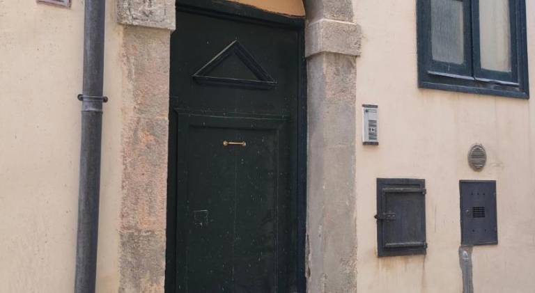 A P E house — photo 3