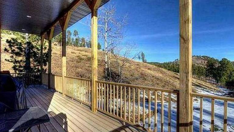 Cabin  Deadwood