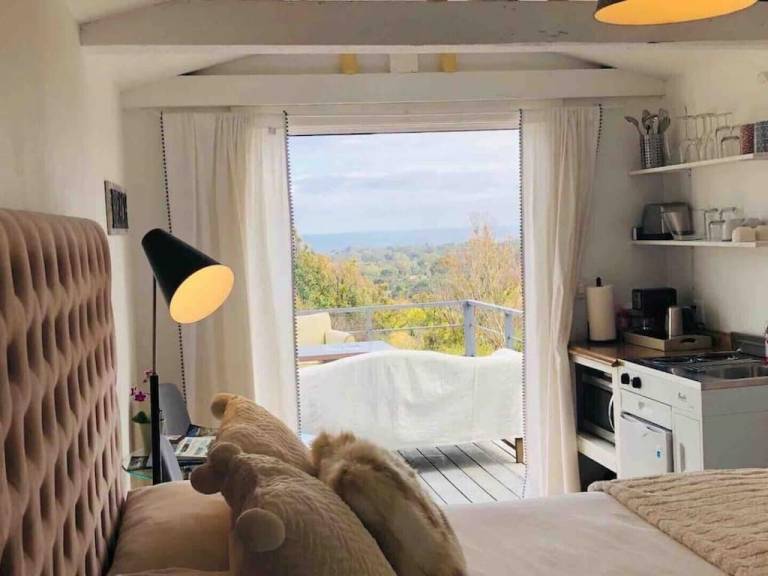 Cottage  Central Malibu