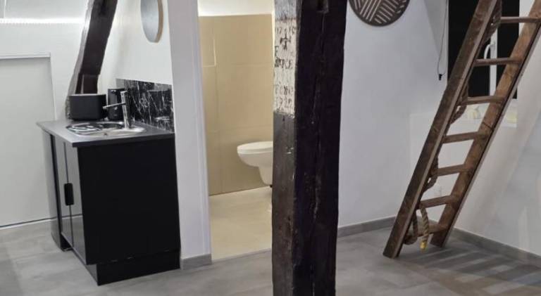 Holiday apartment with 2 rooms for 5 persons in Olivet