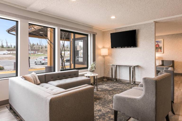 Quality Inn Marquette — photo 2