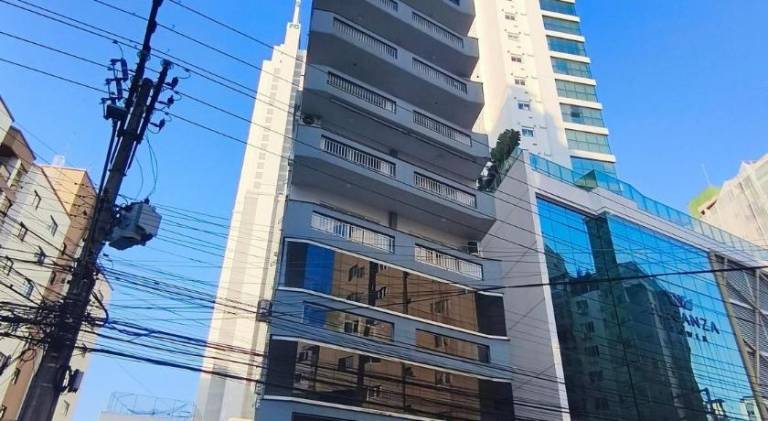 Apto na Av. Brasil – 1 suite 2 dorm — photo 3