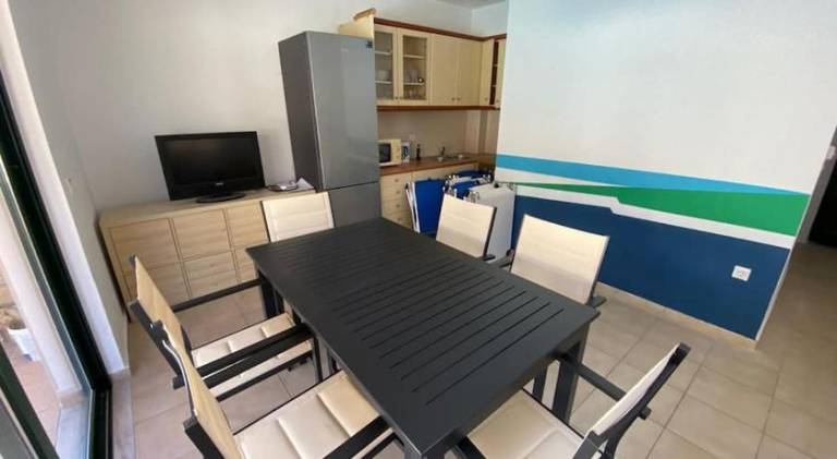 Villa with pool — photo 5