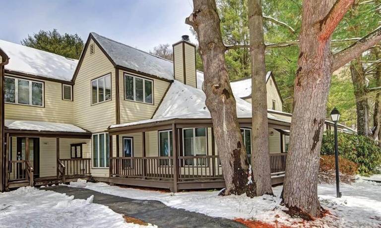 Condo  Blairstown
