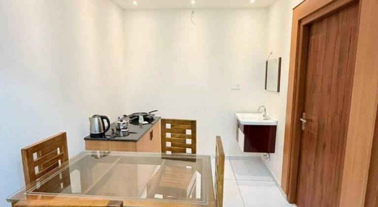 300 m² Apartment mit Hotelservice