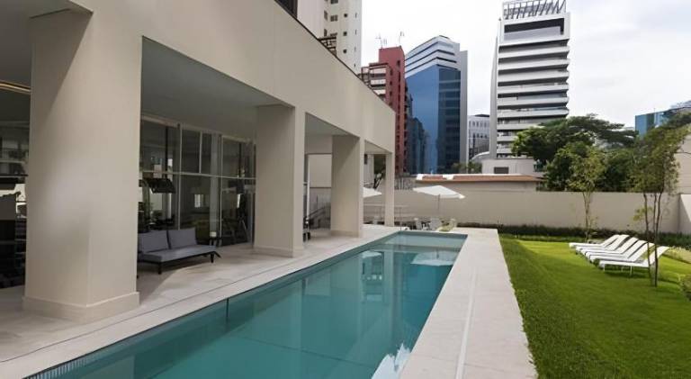 Apartment with pool — photo 3