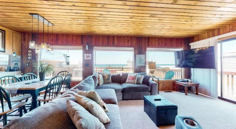 Spacious vacation home | Next to the beach | Pet-friendly — photo 3