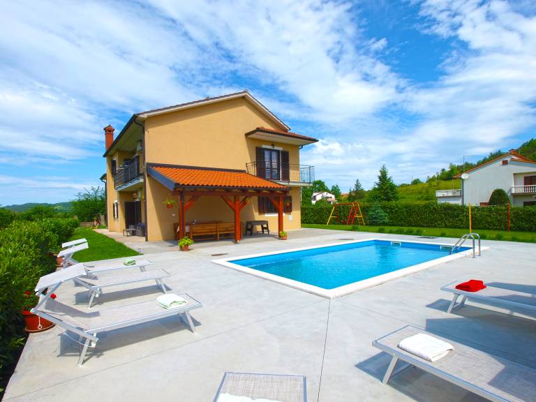 kuća Novaki Pazinski