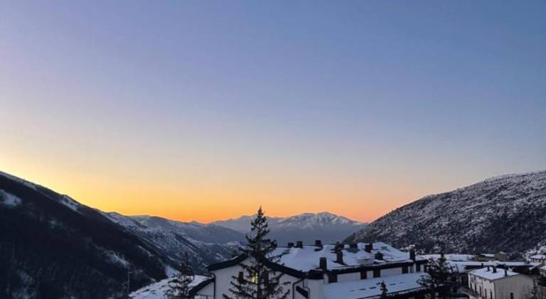 Rental apartment with 1 room for 5 persons in Lucoli