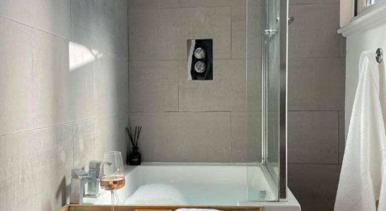 Apartment with 2 rooms for 4 persons — photo 3