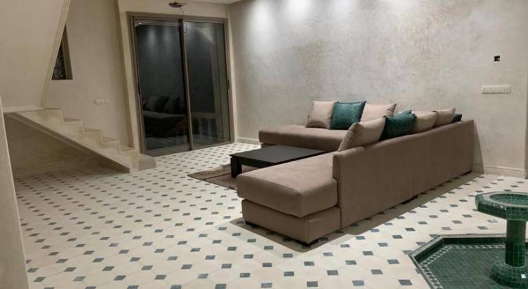 Vacation home with pool — photo 2