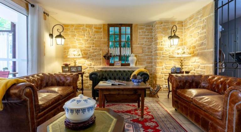 Logis Hotel La Bastide De Grignan & Restaurant La Chenaie — photo 4