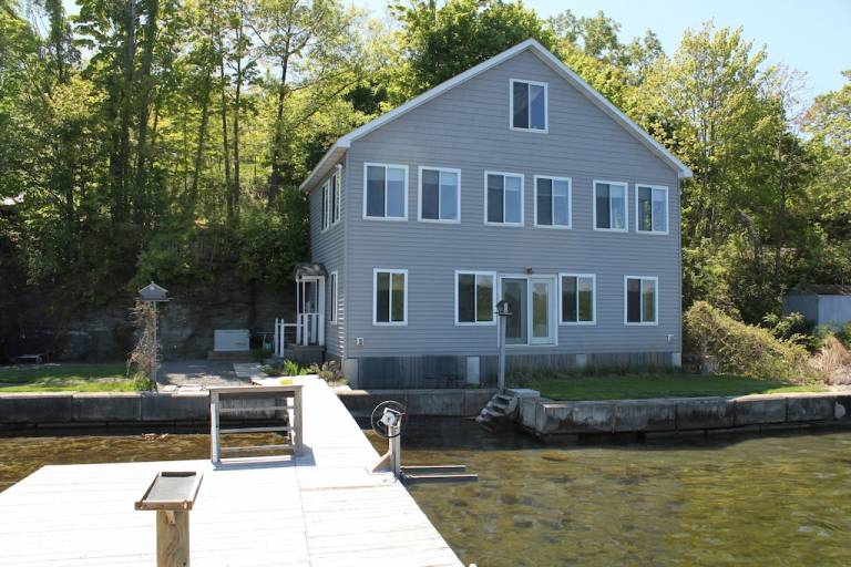 House Watkins Glen